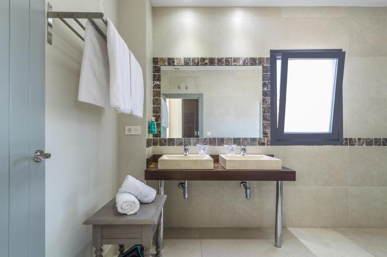 Hotel Miba Salobrena Ngoại thất bức ảnh