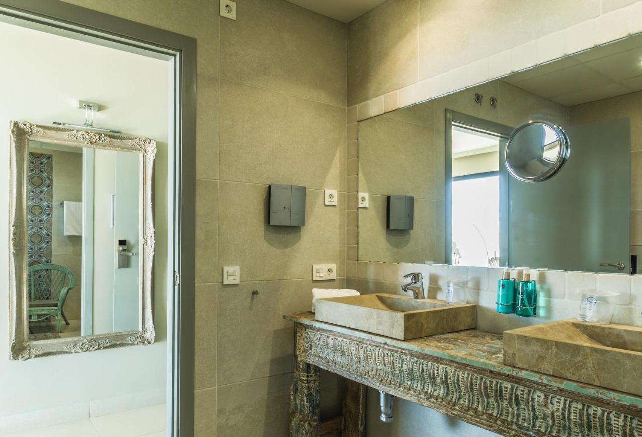 Hotel Miba Salobrena Ngoại thất bức ảnh